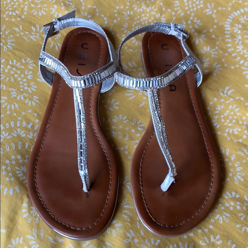 Sandals size 8